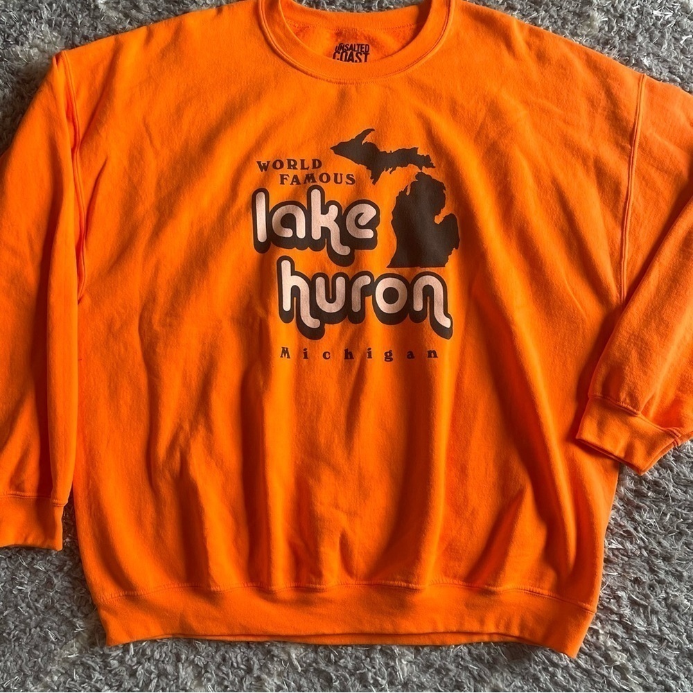 Unsalted COAST World World Famous Lake Huron Sweatshirt. Men’s 2XL